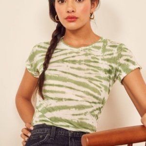 Reformation Tshirt tie dye green